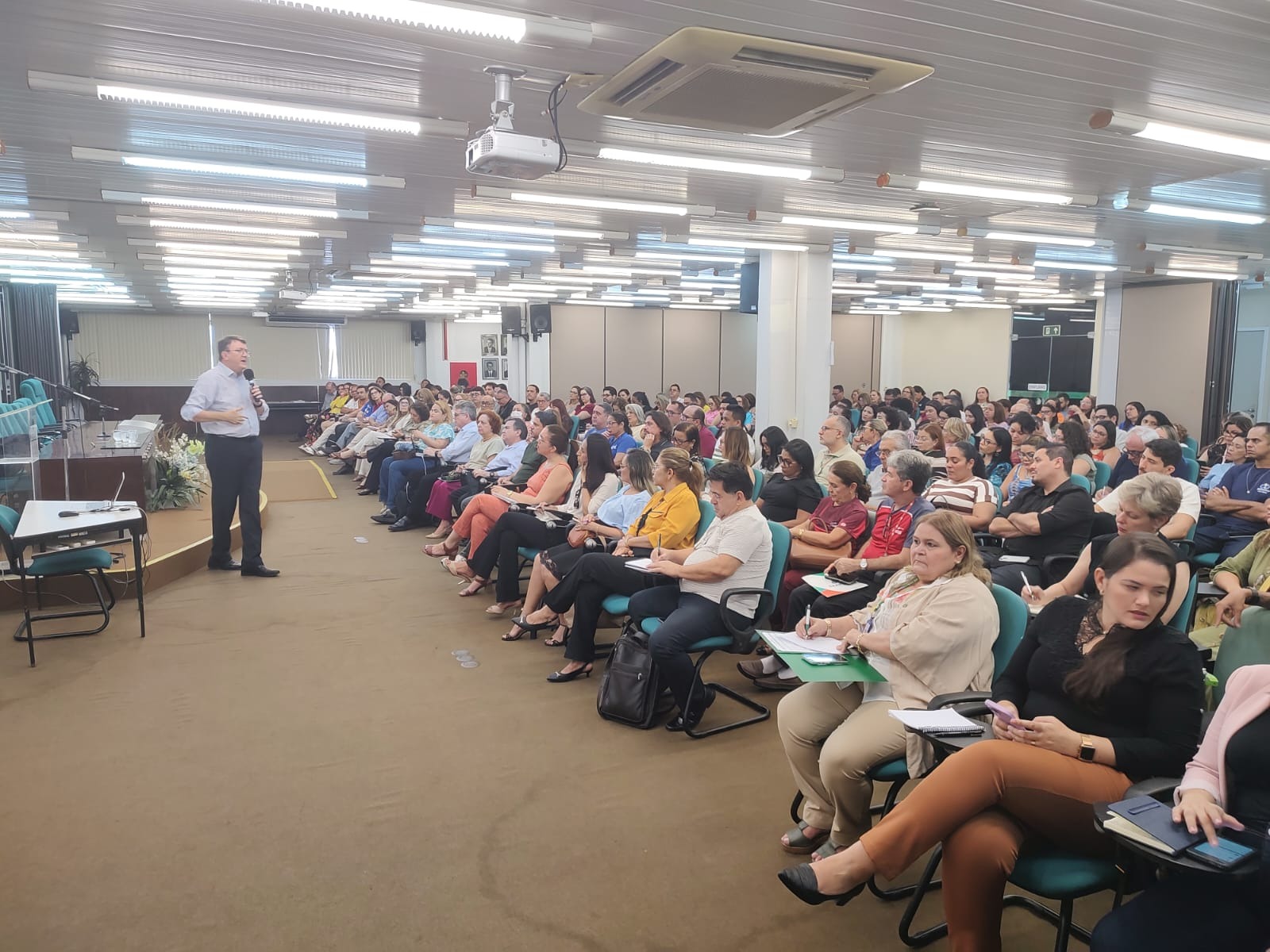 Parceria entre CEE e EGPCE viabiliza produtiva discussão sobre o Novo Ensino Médio