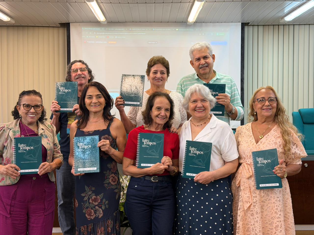 Livro reúne histórias de servidores e celebra trajetórias no serviço público